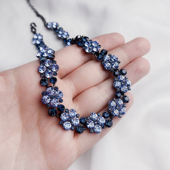 Givenchy Pastel Navy Blue Rhinestone Jewel Crystal Flower Floral Choker Necklace - Picture 10 of 12
